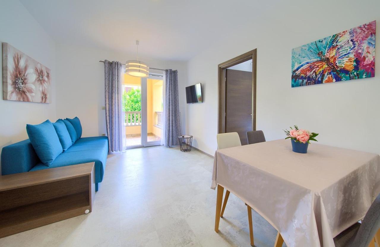 Apartmani Dal Malinska Eksteriør billede
